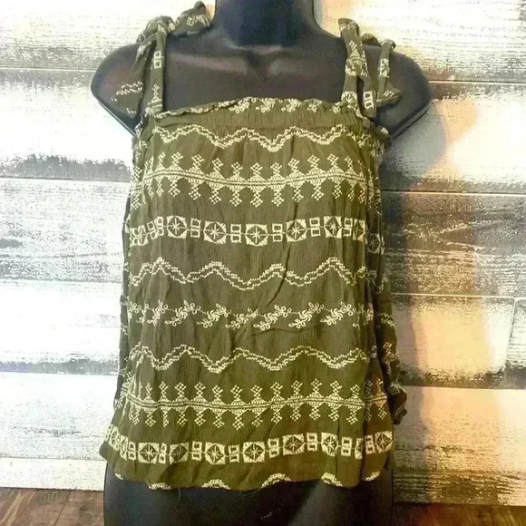 Women’s top size small - Picture 1 of 1